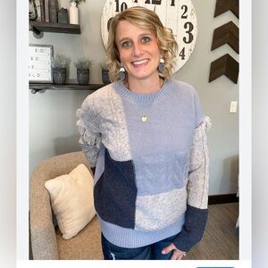NWT Hem & Thread mixed pattern sweater in gorgeous shades of blue - size L